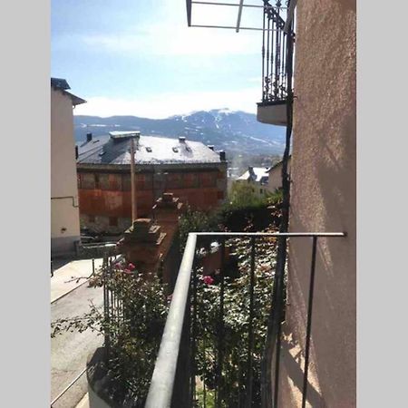 Puigcerda Centro. Acogedor Apartament En El Pueblo Dış mekan fotoğraf