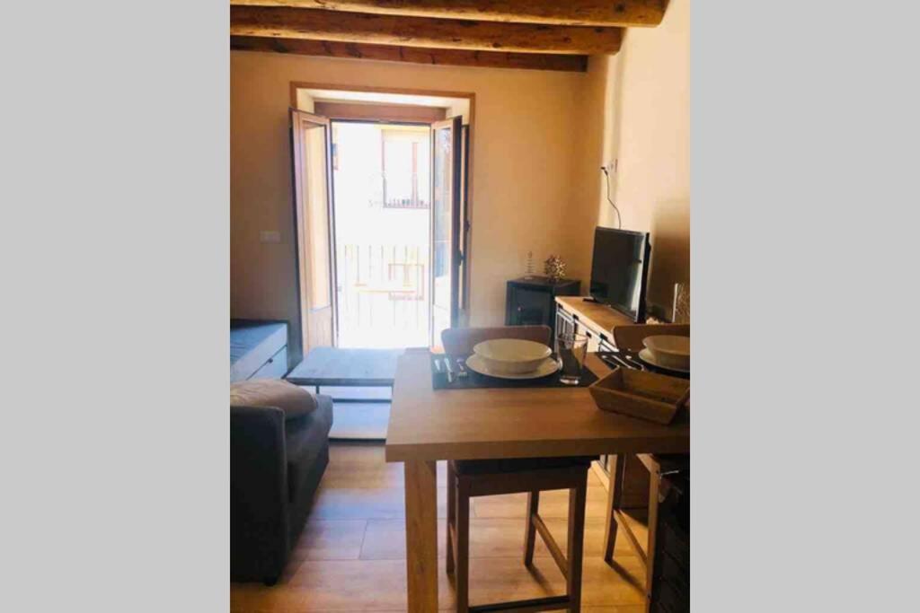 Puigcerda Centro. Acogedor Apartament En El Pueblo Dış mekan fotoğraf
